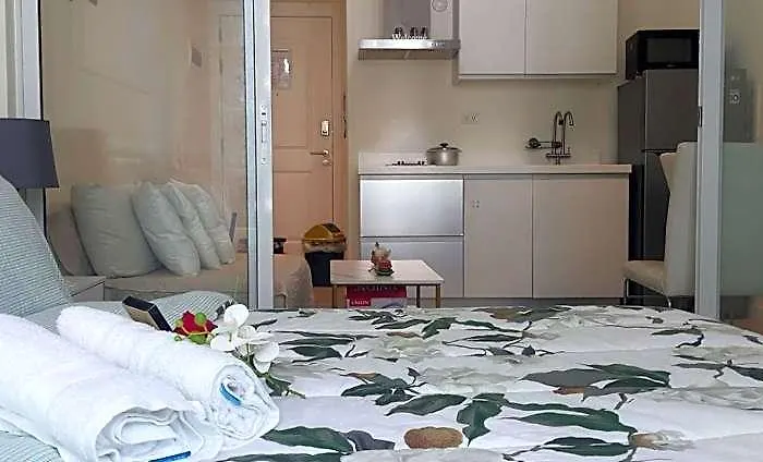 Отель Jn Condotel The Azure Urban Residences 4*